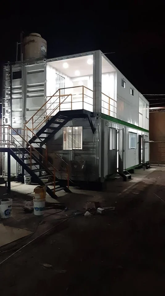 Venta de contenedores de dos pisos para oficinas y proyectos modulares en Perú